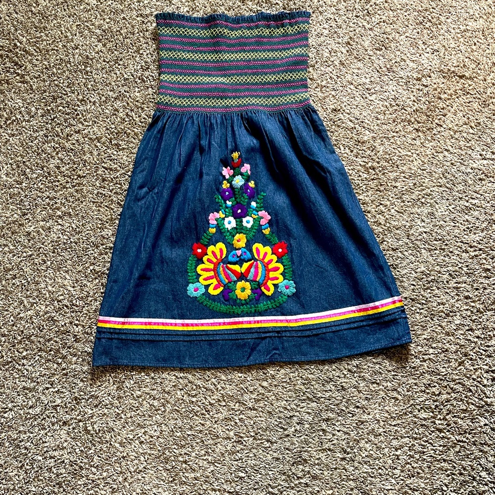 Embroidered Dress 👗